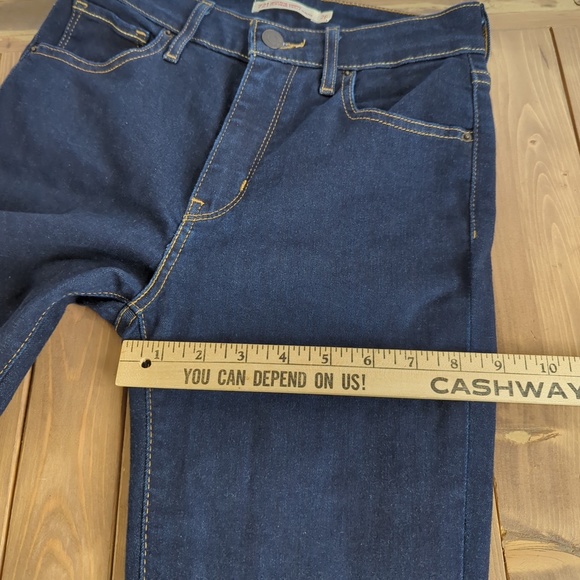 Levi’s 721 premium Women’s High Rise Dark Wash Skinny Jeans SZ 26W/30L - Picture 9 of 16